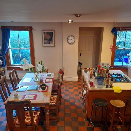 Annesley Park-Homestay Ap Dublin Buitenkant foto