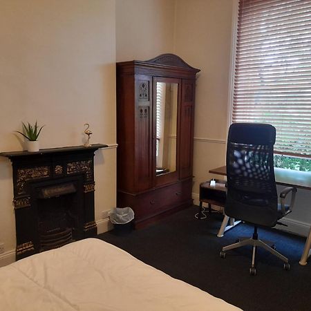 Annesley Park-Homestay Ap Dublin Buitenkant foto