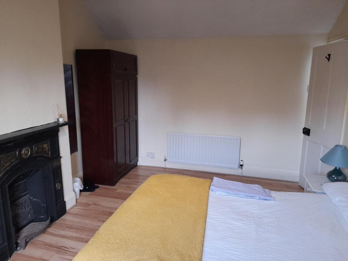 Annesley Park-Homestay Ap Dublin Buitenkant foto